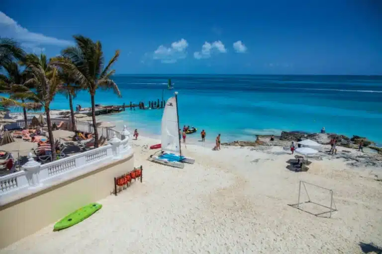 playa-beach-1-768x512